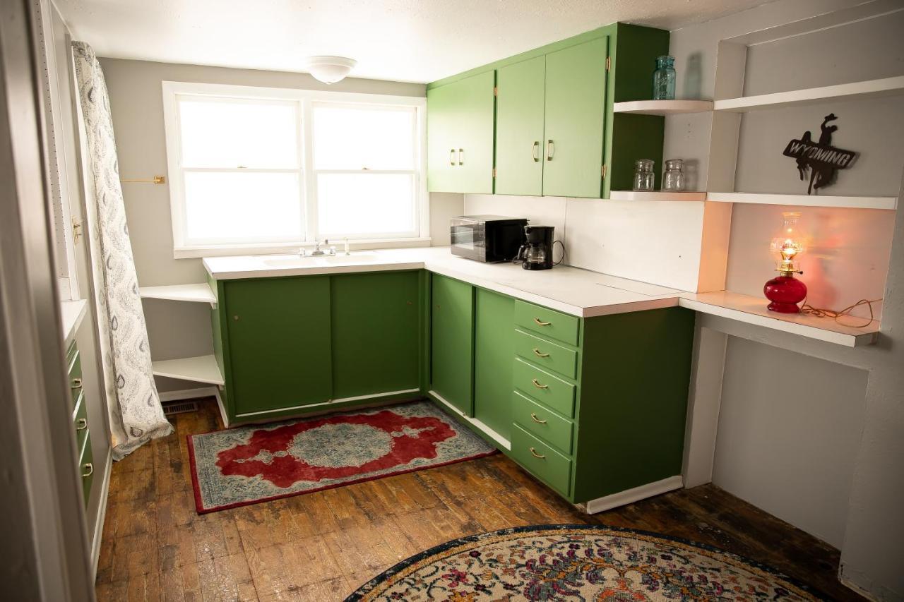Apartment Rustic 2 Bedroom Boho Laramie