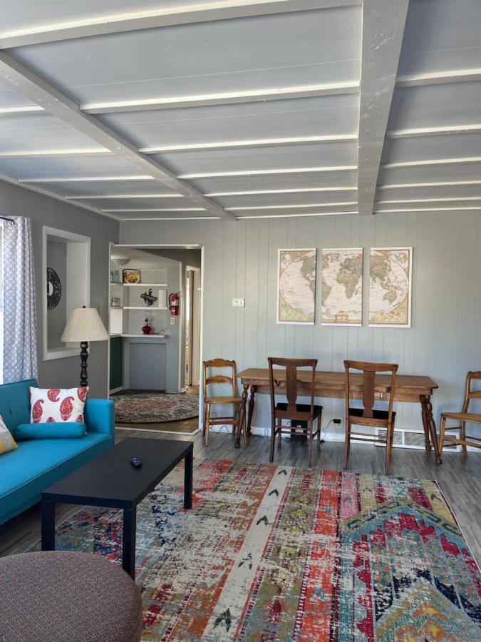 Apartment Rustic 2 Bedroom Boho *